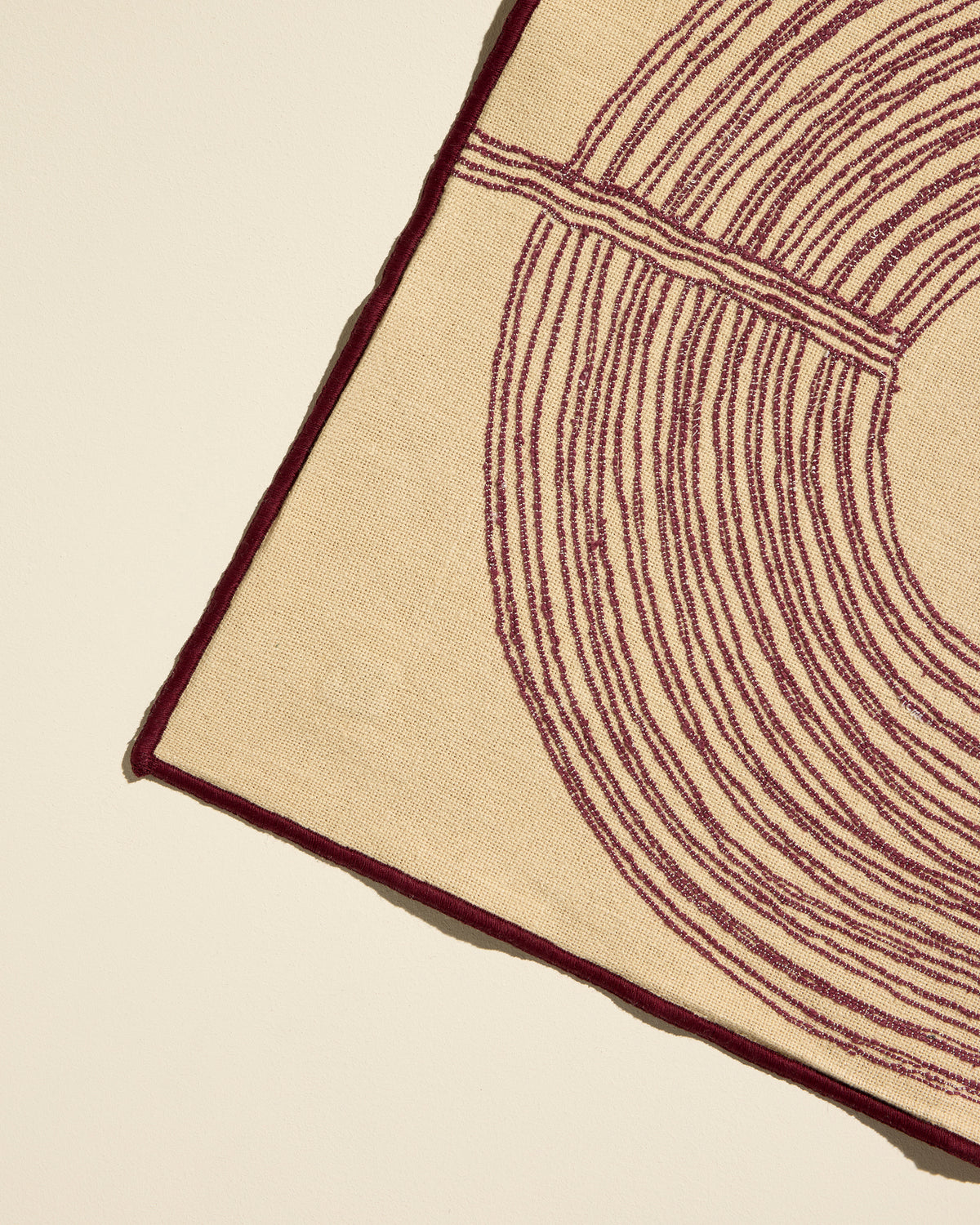 Mirage placemat - Carmin 4 - Decoration Design