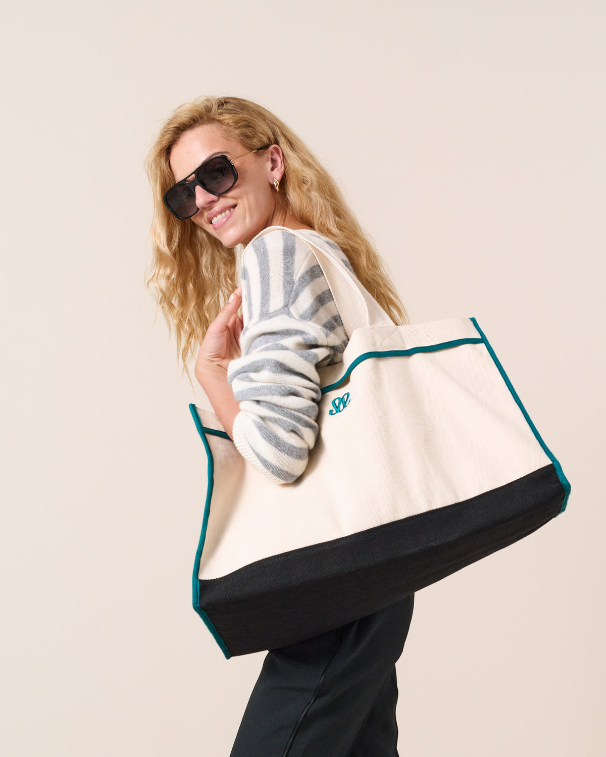 Iris Tote Bag - Ecru