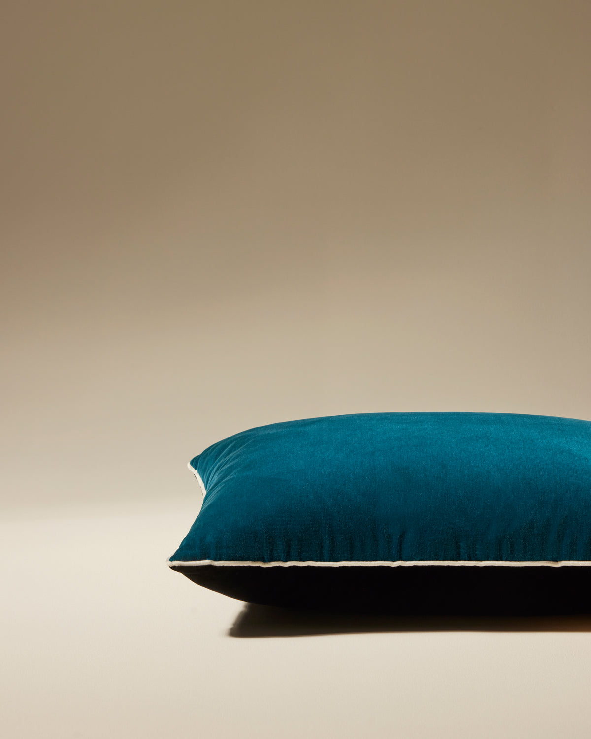 Coussin Double Jeu - Bleu Sarah design Maison Sarah Lavoine Bleu Sarah Velours 55 cm 40 cm 4