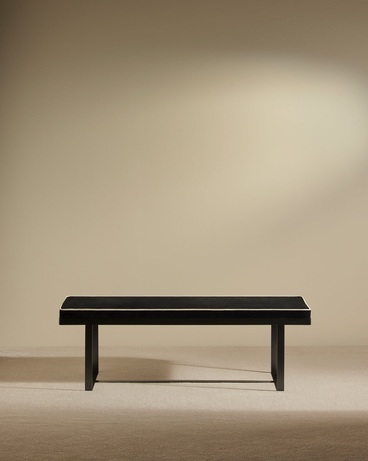 Banc Gaspard - Noir design Maison Sarah Lavoine Noir Velours 140 cm 45 cm 1