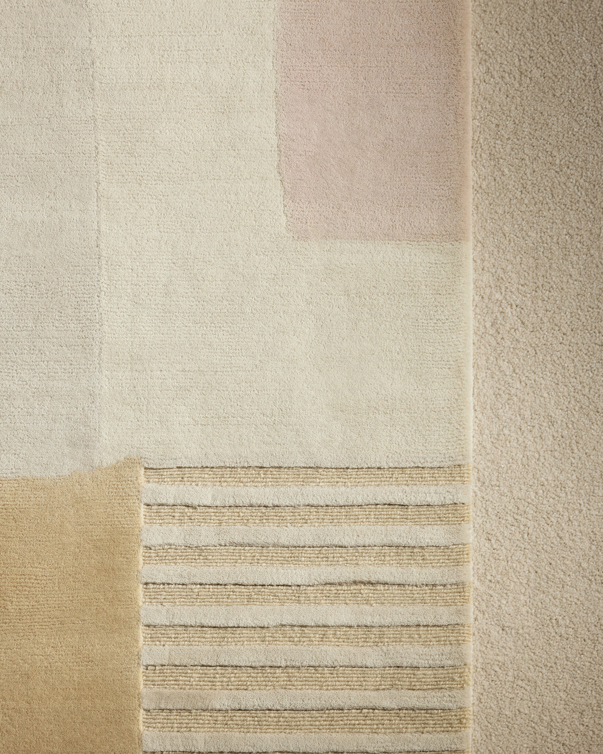 Boro Rug - Rose Petal design Maison Sarah Lavoine Rose Petal Wool Small 170 cm | Medium 200 cm | Large 250 cm Small 240 cm | Medium 300 cm | Large 350 cm 4