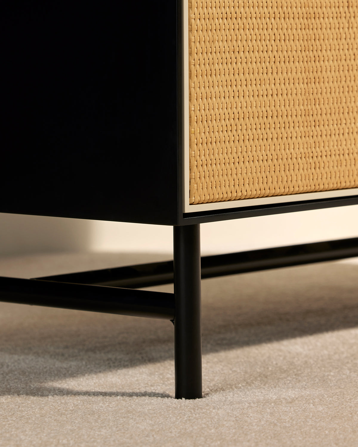 Commode Essence - Noir moderne Maison Sarah Lavoine Noir Moelle de rotin 100 cm 75 cm 5