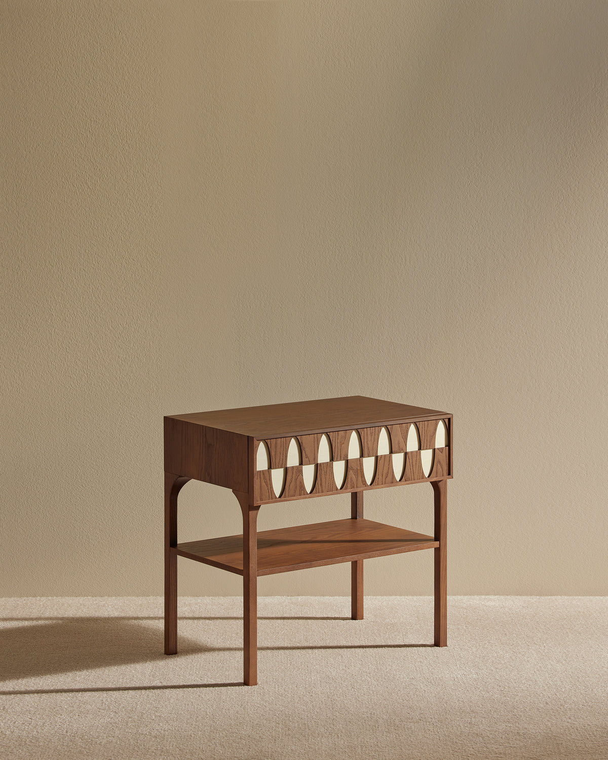 Table de chevet Ecailles - Noyer design Maison Sarah Lavoine Noyer Bois 55 cm 55 cm 2