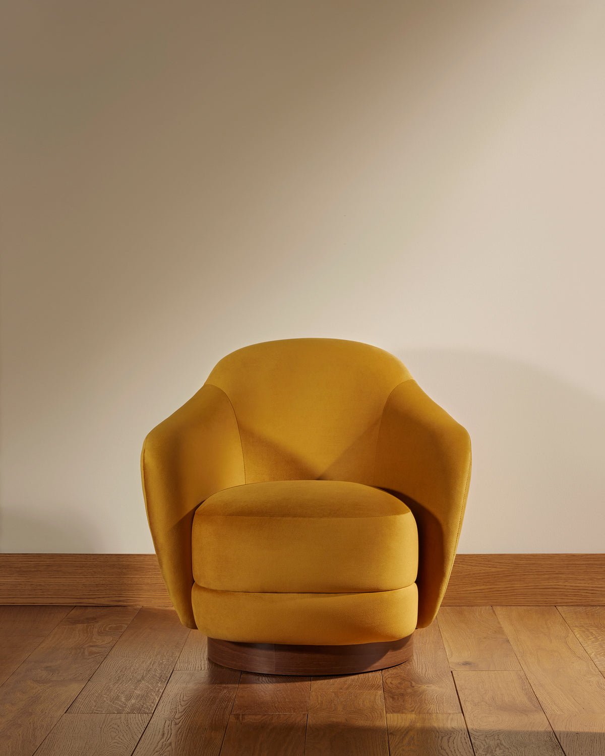 Bozzolo armchair - Ocher design Maison Sarah Lavoine Ocher Velvet 75 cm 72 cm 1