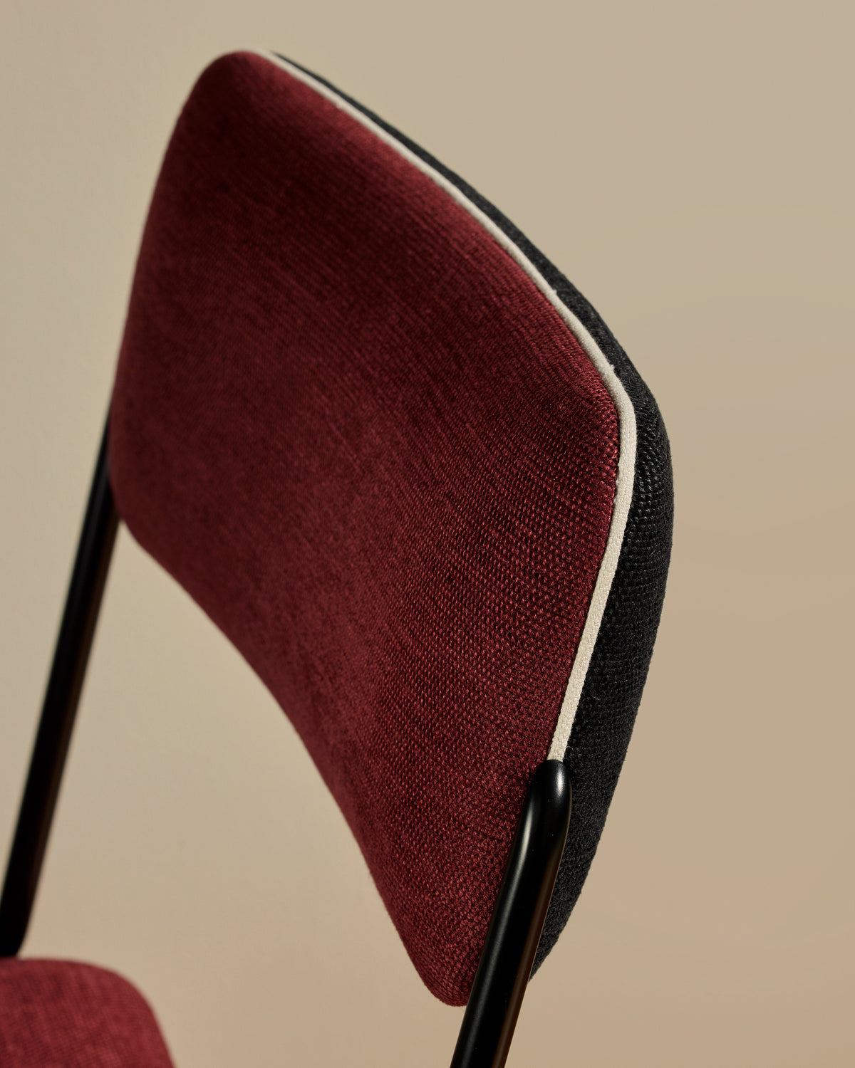 Double Game Chair - Black / Cassis design Maison Sarah Lavoine Cassis Velvet 45 cm 85 cm 2