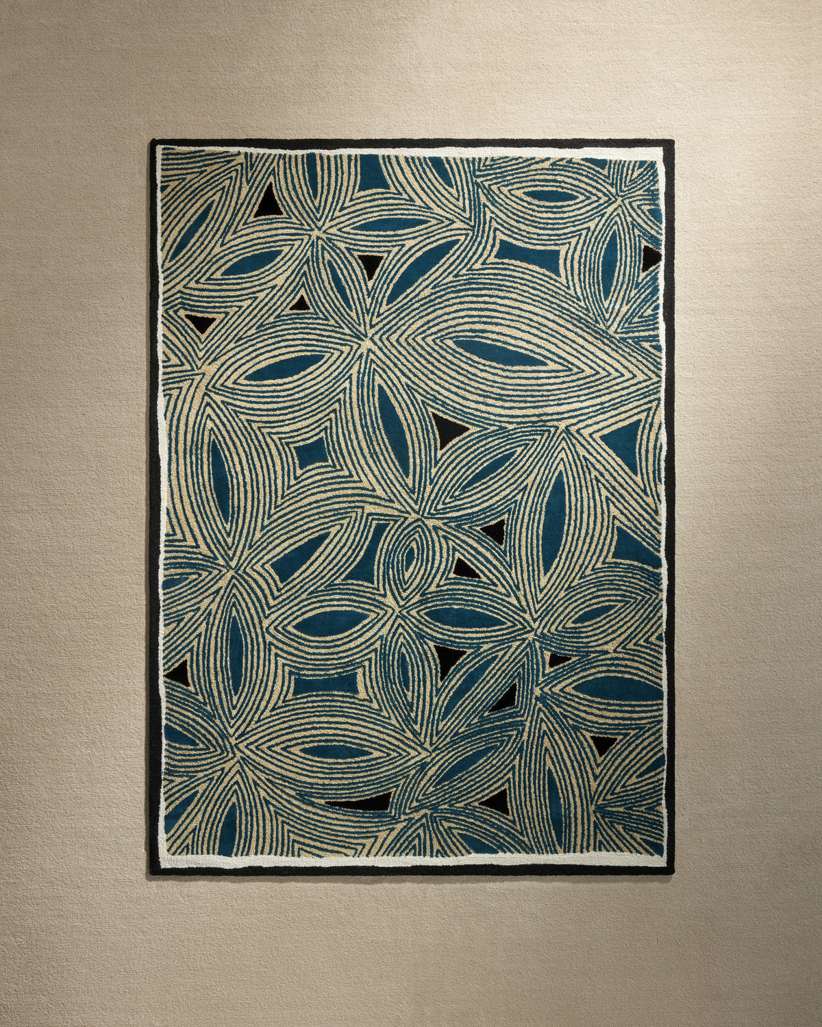 Tapis Sombra - Bleu Sarah design Maison Sarah Lavoine Bleu Sarah Laine Petit 170 cm | Moyen 200 cm | Grand 250 cm Petit 240 cm | Moyen 300 cm | Grand 350 cm 1