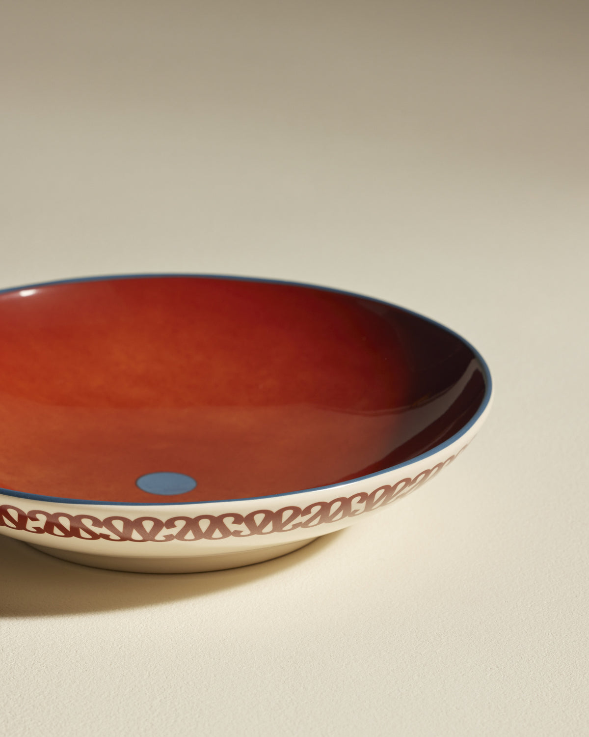 Assiette creuse Sarah - Carmin design moderne Maison Sarah Lavoine Carmin Céramique   3